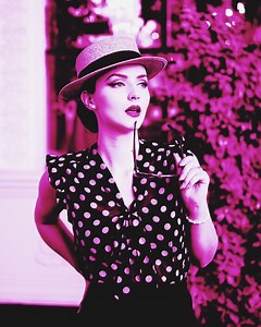 Burlesque Eye Makeup Tips for Beginners