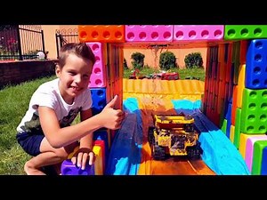 Clippers Bruder dans la boue! Nous construisons un grand lave-auto à partir de cubes Lego