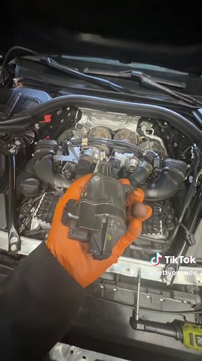 BMW 550i Wastegate Actuator Replacement Guide