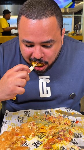 ELE ACHOU QUE EU NÃO COMERIA O MAIOR PASTEL DO BRASIL E SÓ ACREDITA VENDO…. @thepazteloficial | Casal Nascimento