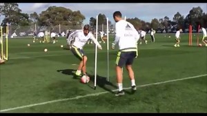 ⚽️󾮟 If you want to be the best, then you have to train like the best. The Triangle game is great for your first touch, feet adjustment and anticipation, Ronaldo plays it so you should too 󾭞󾭻 󾰵⚫️⚪️ #firstclassfootball | Firstclass Football Training