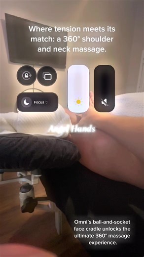Omni’s ball-and-socket gear unlocks the ultimate 360° massage experience. Every angle—- every muscle.