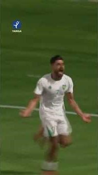 ⚽ A fantastic header despite being a man down