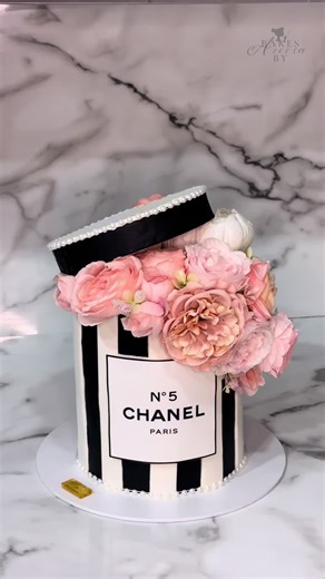 Chanel Inspired Flower Box Cake Recipe