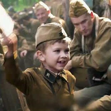 Toy soldiers come to life to help a child and face a real threat.