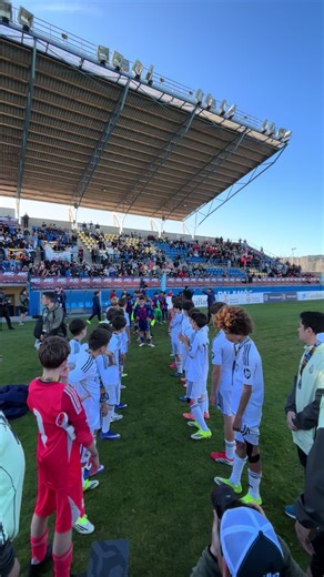 Qué bonito es el fútbol👏 #WeAreMIC #MICFootball #tiktokfootballacademy #fcbarcelona #madrid
