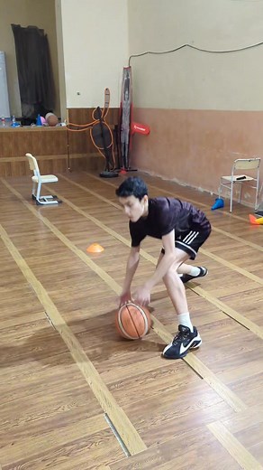 Footwork🏀🥇👀 | G.Q Basketball Diaries