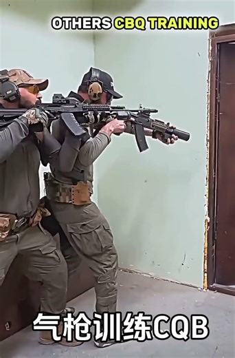 The difference between COD training and realombat#tactics #mittarysummercamp#tacticalequipment