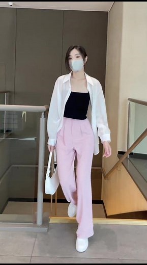 Fashion Women's Suit Pants: More Styles for a Feminine Outfit