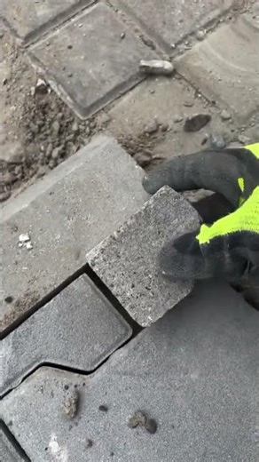 the process of laying paving block pieces in the yard #construction #paving #popular #shorts