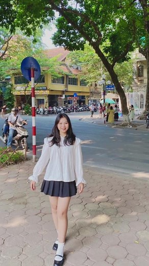 Hello Ly Ly #learnontiktok #viral #Ly