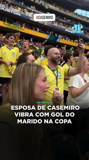 Casemiro foi decisivo na reação do Brasil diante do Japão ao marcar o primeiro gol da partida válida pelos 16 avos de final da Copa do Mundo FIFA 2026. Após um primeiro tempo abaixo das expectativas, o volante se recuperou na etapa final e balançou as redes, anotando o primeiro gol da Seleção Brasileira no confronto contra os Samurais Azuis. Nas redes sociais, Anna Mariana Casemiro compartilhou o momento em que comemorou o gol do marido. O registro mostra a emoção da influenciadora ao acompanhar