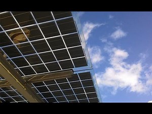 Bifacial solar panel