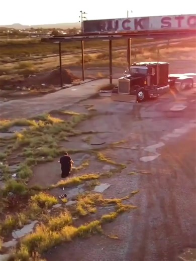 When the open road feels like home and the miles become stories, you know you're living that trucker life. Share your favorite road adventure in the comments! #TruckerLife #LifeOnTheRoad #BigRigNation #LongHaul #TruckerStories