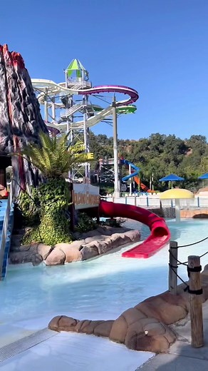 Working hard to keep our park clean to give you your best experience here at Raging Waters. #summer#ragingwatersla#LA#waterpark