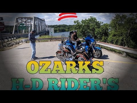 2017 Harley Davidson Tri Glide Convertible lift kit installed # supportMVC