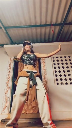 GURU RANDHAWA - DOPAMINE Song |DanceVideo#gururandhawa#dopamine#dance#song#newsong#shorts