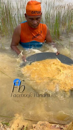 8.1K views · 46 reactions | wow..⚒️simple excavation end of July 2025. traditional gold extraction method | Yundra Gold Hunter | Facebook