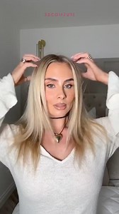 ✨ Nos extensions de cheveux 100% naturels peuvent être bouclées selon vos envies ! 🎀 Grâce à leur composition naturelle, vous pouvez les styliser avec un fer à boucler ou des rouleaux pour créer des ondulations glamour ou des boucles définies. Le look parfait est à portée de main 💫🔥 👉 Adoptez un style sur-mesure, lissez-les, bouclez-les, tout est possible ! #ExtensionsDeCheveux #CoiffureDurable #ExtensionsÀClip #3DCoiffure #ExtensionsCheveux #Coiffure #BeautéCapillaire #HairExtensions #Exten