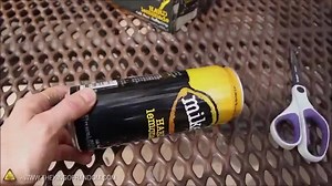 120K views · 834 reactions | #Astuce vidéo qui vous explique comment fabriquer un mini-barbecue à partir d'objets banals du quotidien Matériel : Une canette Un cintre métallique Deux boulons en U Une paire de petites charnières Une poignée Attention de ne pas se couper ! Vous aimez ? Suivez Professeur Malin | Professeur Malin | Facebook