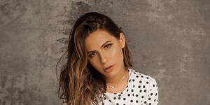 What is Erin Sanders doing today? Age, Husband, Net Worth, Wiki