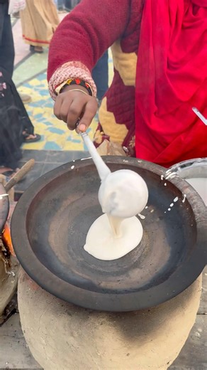 Hardworking women Making Chitoi Pitha 😱 #chitoipitha #foodievai #chitoipitha #pitha #recipe