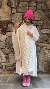 6.1K views · 57 reactions | It’s not just sweater weather, it’s blanket weather too! Nothing is cozier than a Loopy Mango hand knit blanket #loopymango #madeformaking #knitblanket #merinono5 #blanketknitting #merinoblanket #learntoknit | Loopy Mango | Facebook