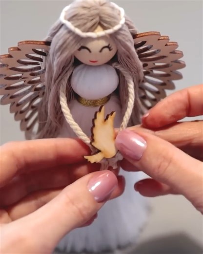 A fun DIY angel statuette! 👼❤️ | MetDaan Creative