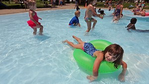 Des Moines wading pools pulled off budget cut list