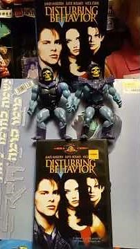 Disturbing Behavior 1998 DVD (My dad's favorite movie) 12-19-2025 Friday