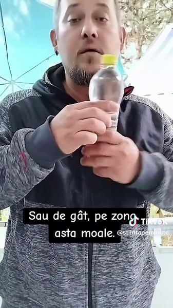 Un truc simplu pentru anxietate: o sticlă cu apă rece. Activează reflexul natural de scufundare, îți încetinește pulsul și îți liniștește corpul în câteva secunde. Nu e magie, e fiziologie. #stiintapeminute #fyp