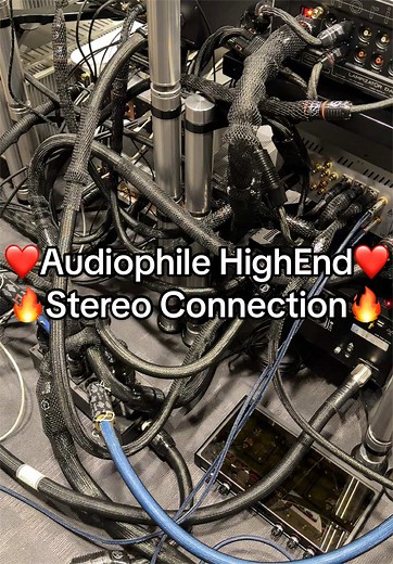 Audiophile High-End Home Stereo Sound System Setup