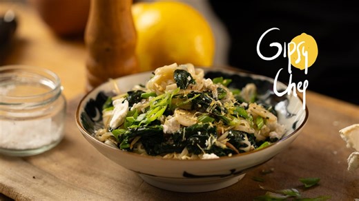 Gipsy chef enseña a preparar una pasta exprés con espinacas y un toque de queso de cabra