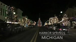 125K views · 841 reactions | Harbor Springs, Michigan is all decked out for the holidays! www.pondhill.com #harborsprings #winter #puremichigan #holidays #christmas | Pond Hill Farm | Facebook