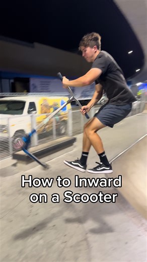 How to inward on a scooter tutorial at the skatepark🫡 scootering at the skatepark🫡 #scooter #scootering #howto #tutorial #inward #for #foryou #foryoupage #skatepark #howtotiktok #youtube #tiktok