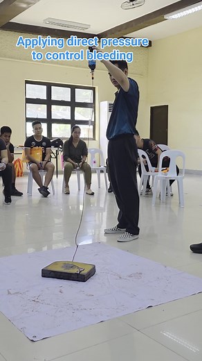 Applying direct pressure is one of the most effective ways to control bleeding. Here’s how it’s done step-by-step: 🔹 Steps to Apply Direct Pressure 1.Ensure safety first * Wear gloves or use any barrier (plastic bag, cloth) to protect yourself from blood contact. * Make sure the scene is safe before approaching the patient. 2.Expose the wound * Remove or cut away clothing around the wound so you can clearly see where the bleeding is coming from. 3.Apply direct pressure * Place a sterile dressin