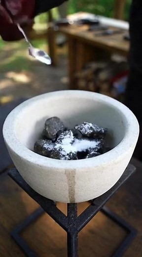 Gold Extraction & Smelting — Complete Visual Process