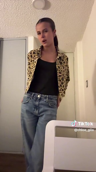 Videos de chloe_gilabert (@chloe_gilabert) con “sonido original - Ondeado”