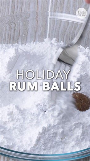 These treats are so easy to make and pack a festive punch! 🎄 Get the full recipe here: https://trib.al/PbA3CXH | Taste of Home