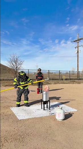 Firefighters show dangers of frying turkeys on Thanksgiving