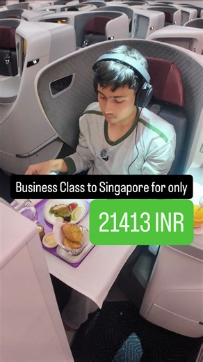 Suvan Dural Jha on Instagram: "Not all Business Class travel requires points. Sometimes there are great cash deals to be had as well by combining your credit card and frequent flyer scheme discount! Here is an example of an Air India fare on Vistara’s Dreamliner to Singapore that I’ve booked twice now. #AirIndia #BusinessClassDeal #AmexIndia #AmexOffers #MaharajaClub #TravelHacksIndia #CreditCardHacks #TravelWithPoints #MilesAndMoreIndia #SmartTravelTips #AviationDeals #FlyBetterForLess #AmexTra
