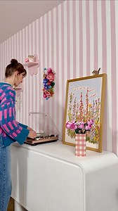 Ad. After adding a bit of much needed dopamine decor to these dull white walls, I spent a couple of afternoons building the cutest @lego set for an extra boost of serotonin 💐 . This is the new LEGO® Botanical: Flower Trellis Wall, and it’s adorable. With the option of creating your own bespoke piece by connecting additional frames to make it larger, and adding or swapping out flower heads from other LEGO Botanicals sets, this truly is a display-worthy piece, which allows you to express your own