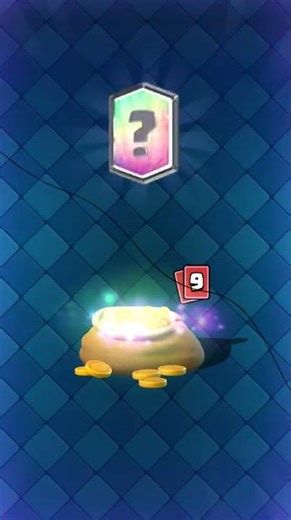 What types of cards exist in Clash Royale, and how do they differ from each other?