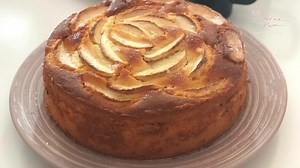 Yogurt Apple Cake 优格苹果蛋糕 YouTube channel https://youtu.be/m_4xLODtQYw ► Blog: https://kathrinekwa.blogspot.com/ ► Instagram: https://www.instagram.com/katherinekwa/ ► Support my recipe book :https://kathrinekwa.com/ | Kathrine Kwa Baking Tutorial - 烘焙教学