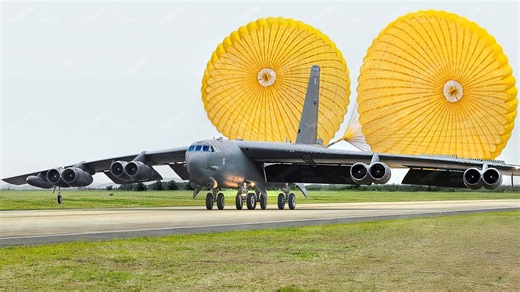 US pilot's genius technique halts massive B-52 on short landing