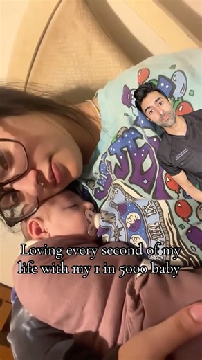 Most people have never heard of this congenital brain malformation. It happens when the brain’s two halves are missing their main bridge of communication, the corpus callosum. The condition is called agenesis of the corpus callosum, and while some children face delays or seizures, others may grow up to live independently. VC: @thtmamajas PMID: 31082030 #agenesis #corpuscallosum #health | Kunal Sood, MD