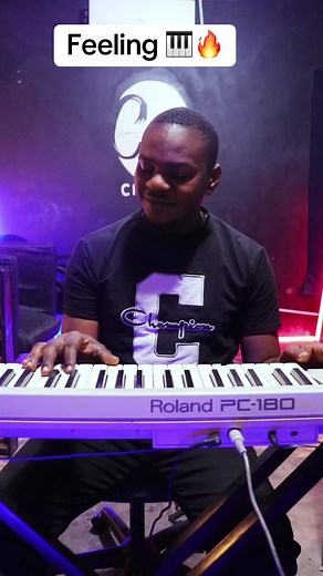 Seben Congolais au Piano: Challenge Musical Inoubliable