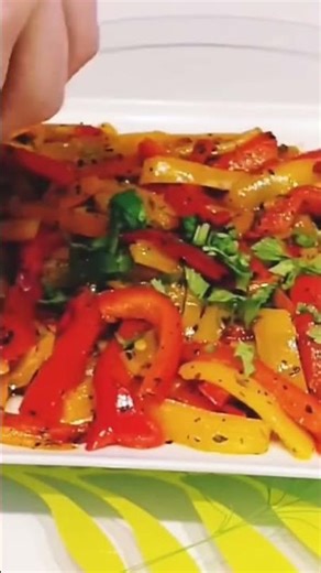 poêlée de poivrons ❗❤️😮😱 #recette #recipe #artculinaire #cooking #bonnecuisine #viralvideo #foodie