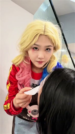 哈莉奎因拯救女孩#Harley Quinn #joker