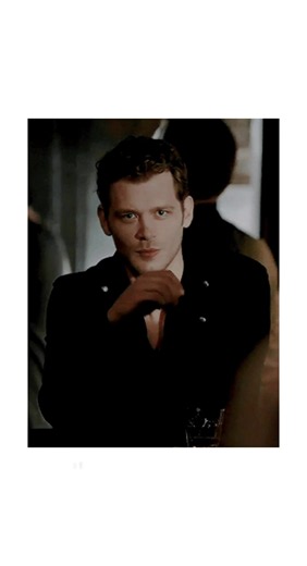 tinha q ter dele . . #klausmikaelson #tvdu #tvd #klaroline #fy